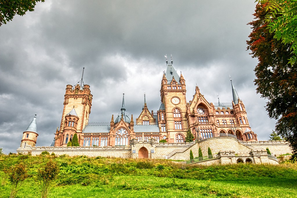 schloss drachenburg kasteel hdr bucht slot drachenfels in königswinter duitsland neogotiek neorenaissance renaissance